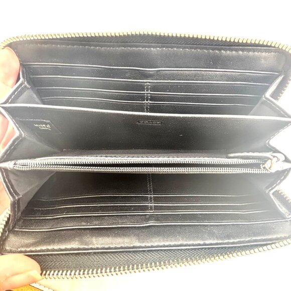 Coach Signature C Pleated Accordion Zip Wallet Black - Picture 7 of 7